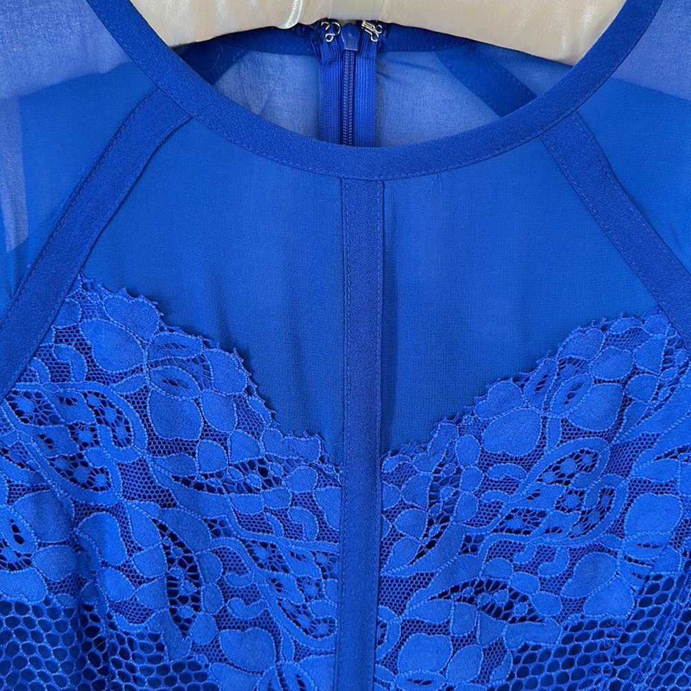 Dress - Picture 2 of 4